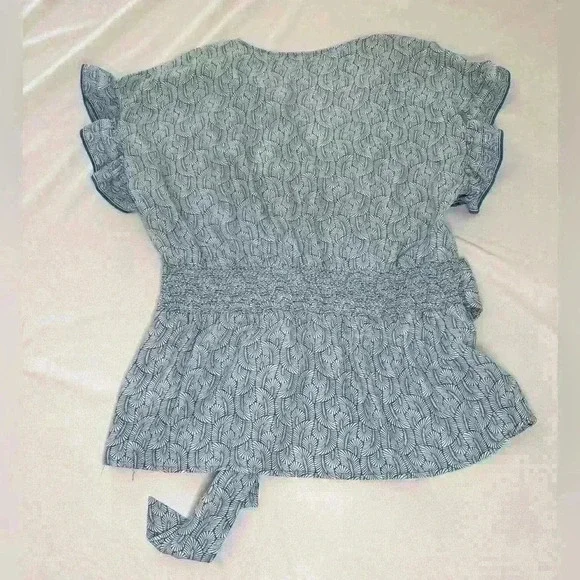 NWT Max Studio Crepe Tie Front Ruffle Sleeve Peasant Kimono Elastic Waist Blouse - Picture 3 of 10